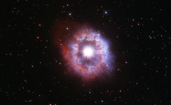 Hubble captures star ‘on the edge of destruction’